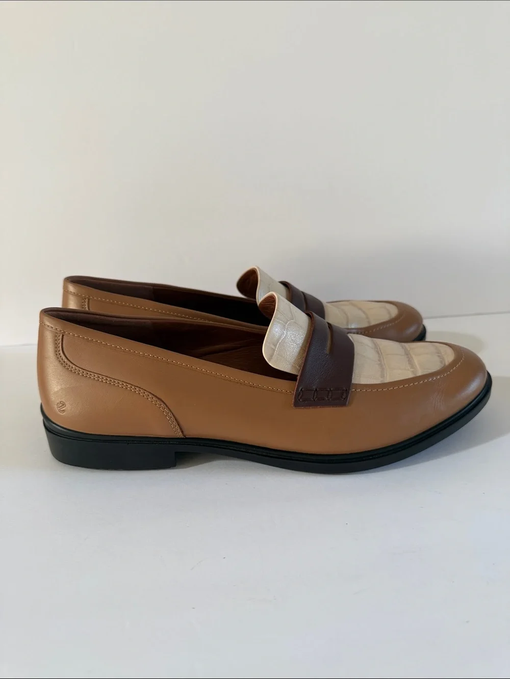 ECCO DRESS CLASSIC 15 LOAFER WOMEN'S DRESS